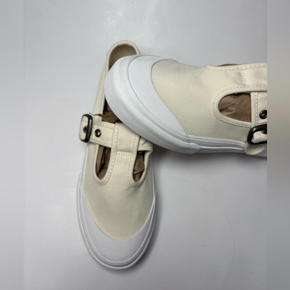 Vans Women's Cream Canvas Sneakers - Picture 6 of 16